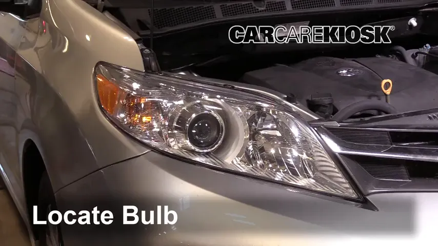 2019 Toyota Sienna XLE 3.5L V6 Lights Turn Signal - Front (replace bulb)